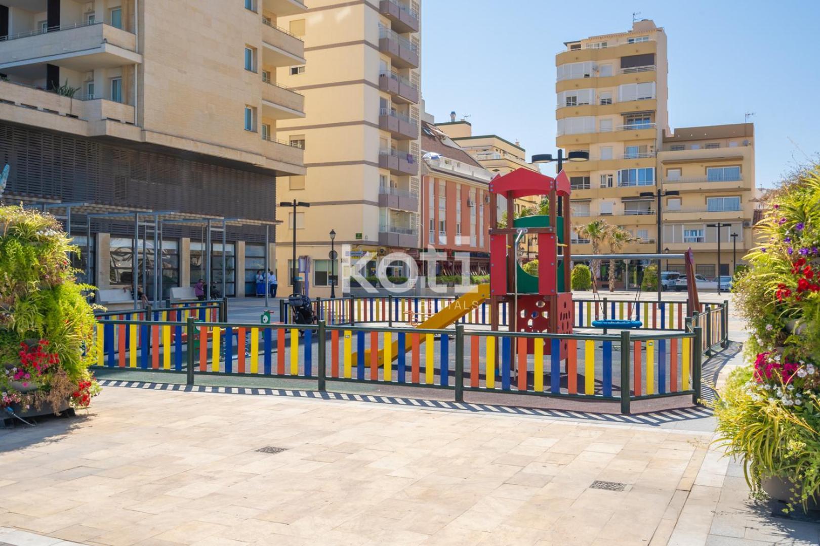 Koti Rentals - Casita Rosario Pino Rooftop Y Bbq Fuengirola Eksteriør billede